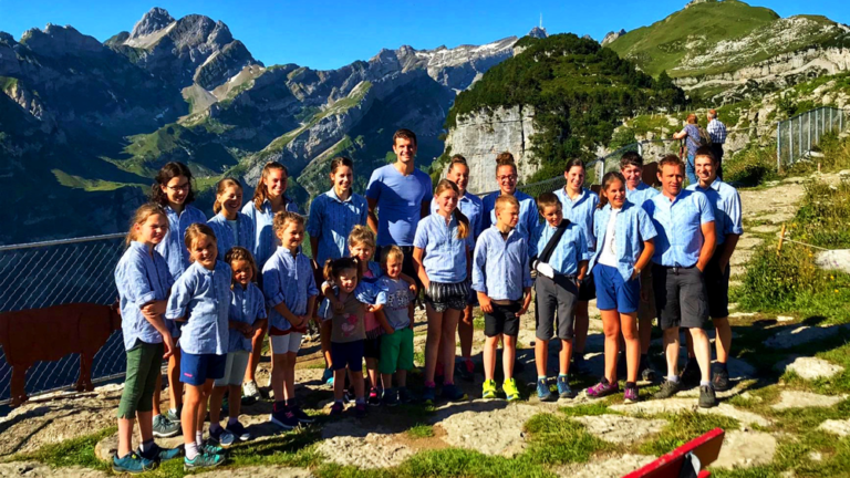 Read more about the article Die Kinderjodler „de Bärge zue“ reisen in den Alpstein