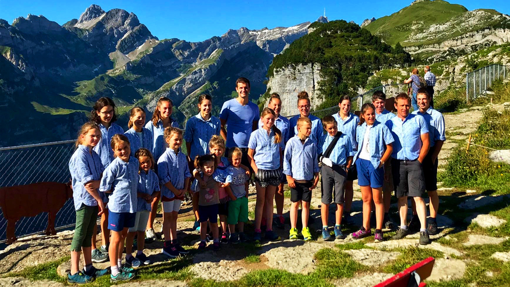 Du betrachtest gerade Die Kinderjodler „de Bärge zue“ reisen in den Alpstein